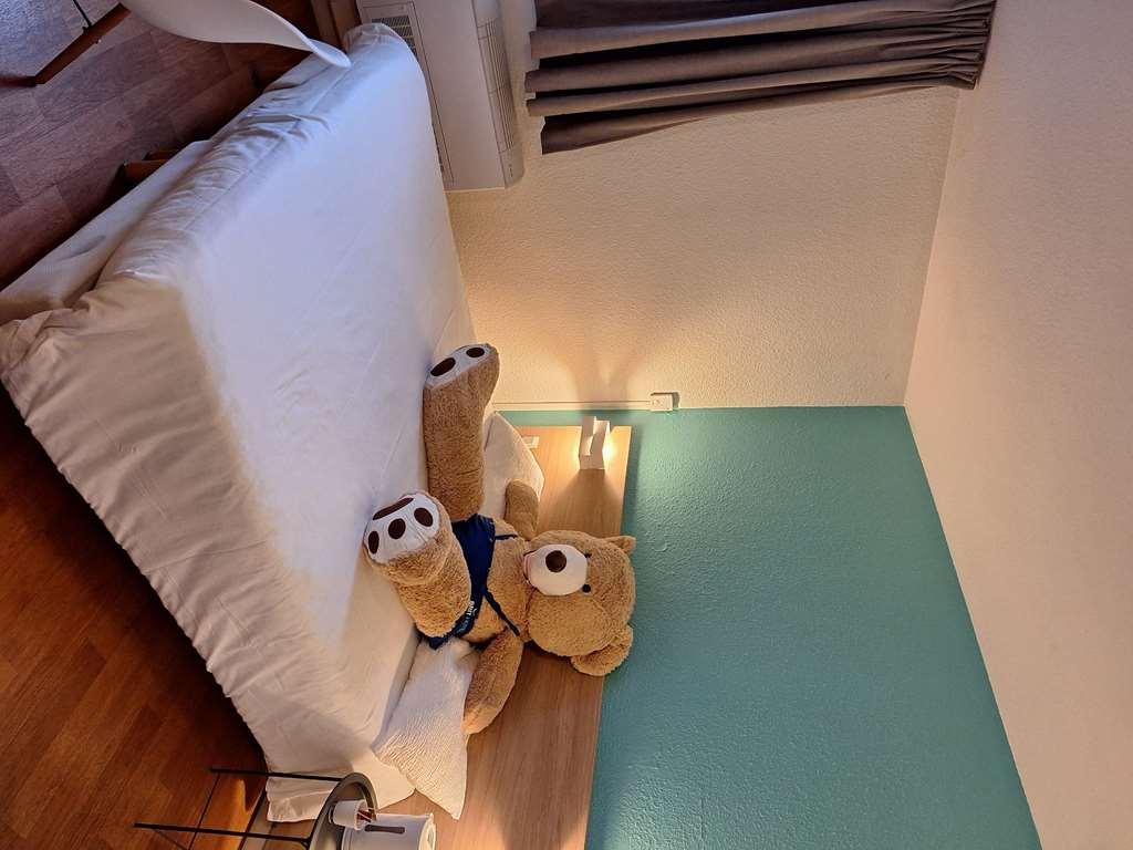 Brit Hotel Essentiel Tours Nord Phòng bức ảnh