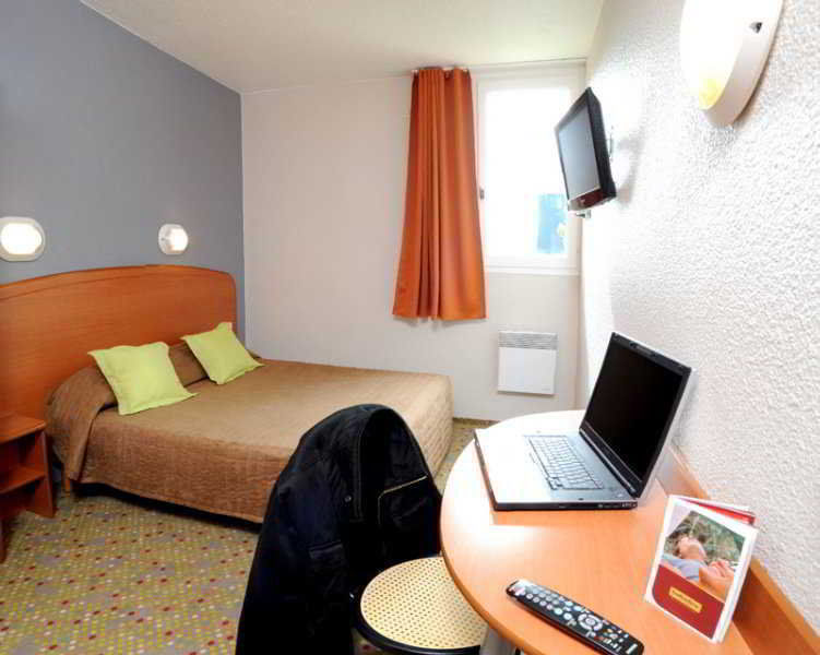 Brit Hotel Essentiel Tours Nord Ngoại thất bức ảnh